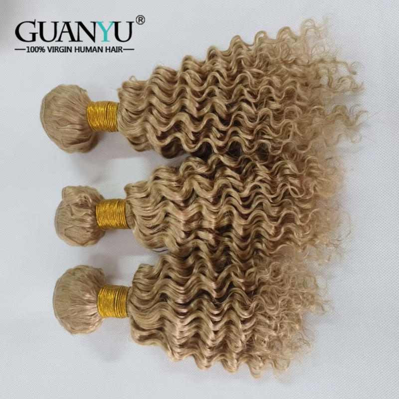 # 27 Fasci di capelli colorati - Deep Wave 3 Bundles With Closure recensione e prezzo